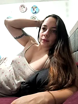 KatyLizz online show from December 1, 2025, 12:55 am