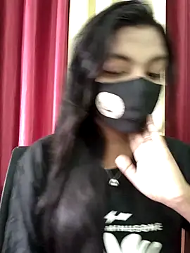 Myra-sen online show from November 5, 2025, 4:48 am