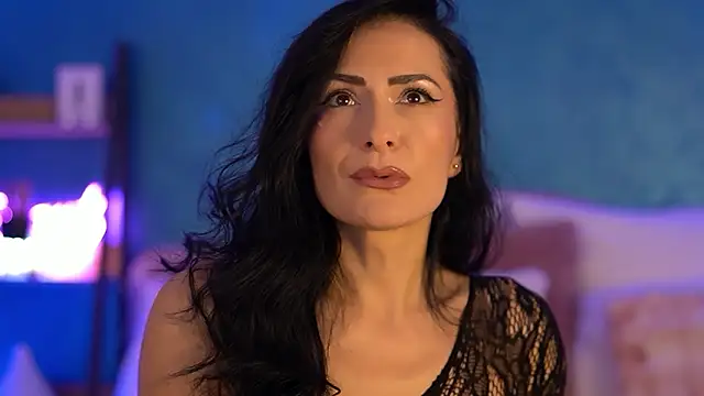 RaisaVawn online show from February 9, 2026, 7:06 am