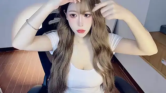 Naixue-520 online show from May 18, 2026, 2:33 pm