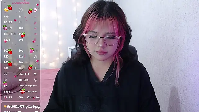 mixie cute online show from January 19, 2025, 9:34 pm