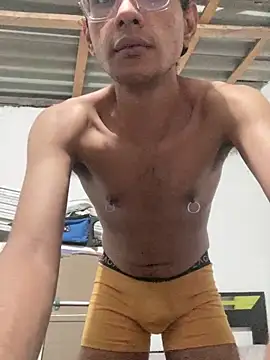 Charlotte Bradshaw online show from December 4, 2025, 10:31 pm