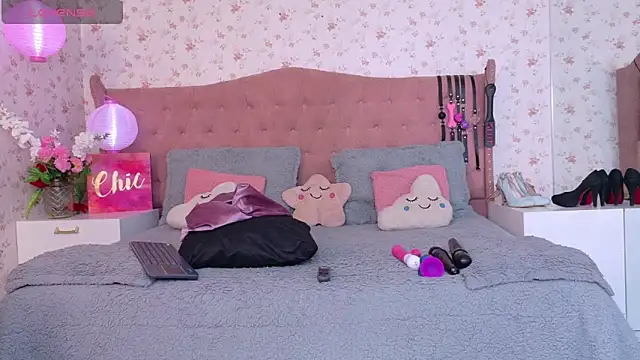 AvrillThomas online show from March 18, 2025, 3:55 pm