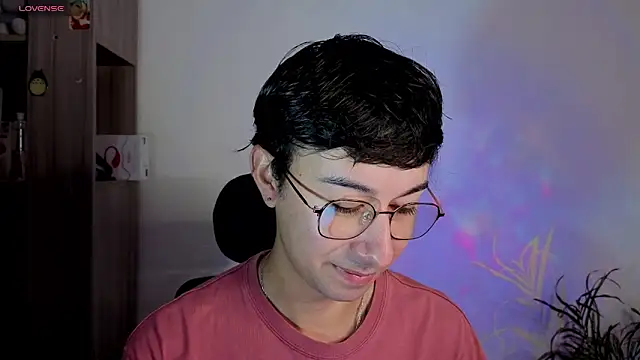 cameron cum online show from September 24, 2025, 1:39 pm