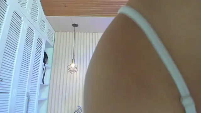 viiolett lee online show from March 19, 2026, 7:58 pm