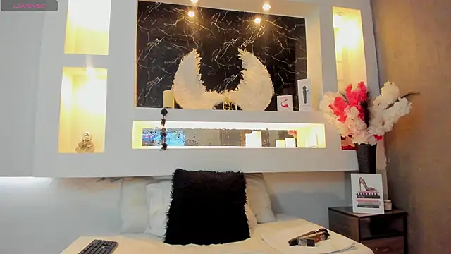 Cinthya mjs online show from October 6, 2025, 12:50 pm