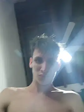 Milfvalesk online show from March 9, 2026, 7:50 pm