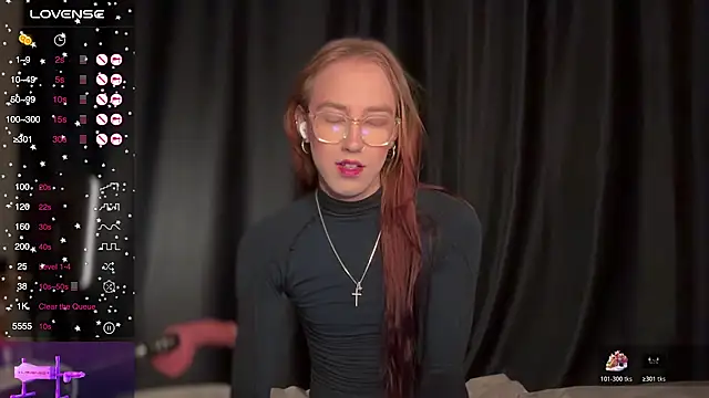 Avril Pearly  online show from November 29, 2025, 3:23 pm