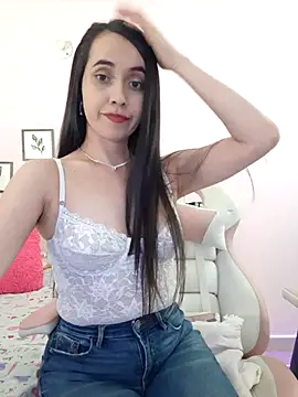 Snapshot of sophie_pazz chatting on January 4, 2025, 10:24 pm sophie pazz online show from January 4, 2025, 10:24 pm