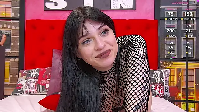 Snapshot of _Alison__ chatting on March 3, 2025, 7:35 am Alison online show from March 3, 2025, 7:35 am