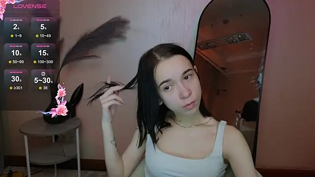 Snapshot of LilithStrangfor chatting on March 20, 2025, 11:23 pm LilithStrangfor online show from March 20, 2025, 11:23 pm