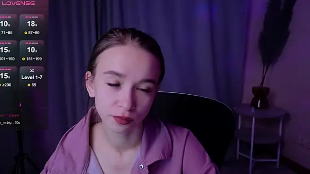 Snapshot of LilithStrangfor chatting on November 28, 2025, 2:28 pm LilithStrangfor online show from November 28, 2025, 2:28 pm