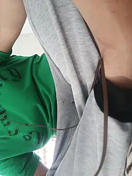 Snapshot of beautiful_hands_ chatting on April 30, 2026, 8:57 pm beautiful hands online show from April 30, 2026, 8:57 pm