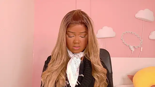 briannajackson  online show from October 14, 2025, 11:55 am