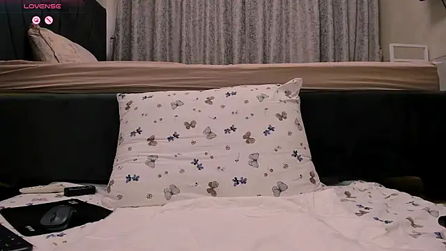 wowsquirtx online show from May 15, 2026, 2:20 am