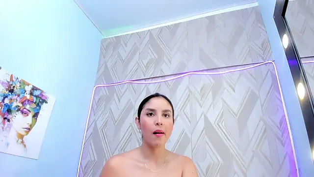  miaquevedo  online show from March 6, 2025, 12:41 pm