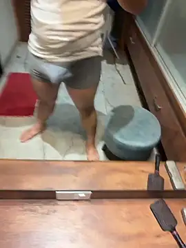 versatile guy01 online show from February 7, 2026, 1:57 am