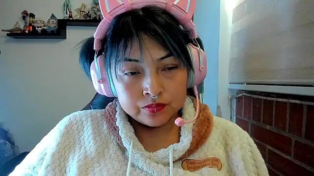 Shaddycute  online show from May 20, 2026, 3:09 pm