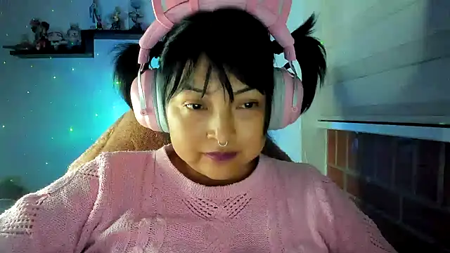 Snapshot of Shaddycute_ chatting on June 30, 2026, 3:17 am Shaddycute online show from June 30, 2026, 3:17 am
