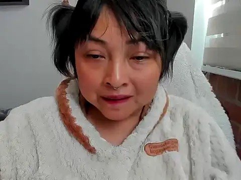 Snapshot of Shaddycute_ chatting on June 15, 2026, 6:07 pm Shaddycute online show from June 15, 2026, 6:07 pm