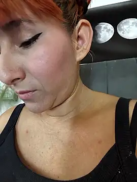 Snapshot of florecita9 chatting on January 15, 2026, 7:28 pm florecita9 online show from January 15, 2026, 7:28 pm