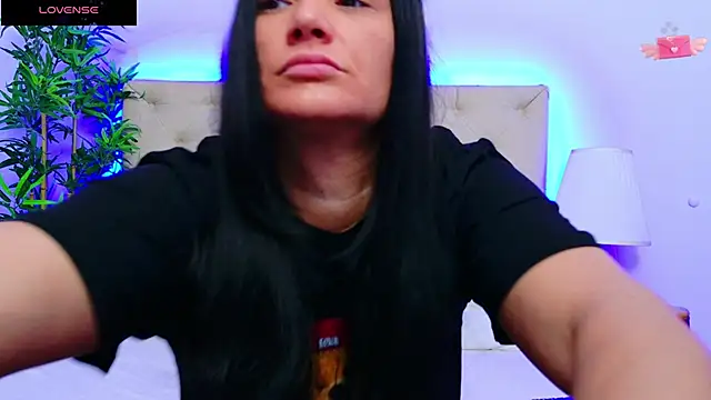 Snapshot of DaliyaArabian chatting on March 15, 2025, 4:46 am DaliyaArabian online show from March 15, 2025, 4:46 am