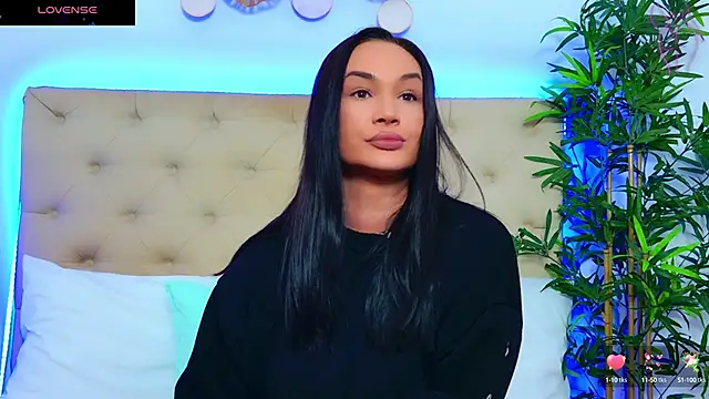 Snapshot of DaliyaArabian chatting on October 3, 2025, 11:56 am DaliyaArabian online show from October 3, 2025, 11:56 am