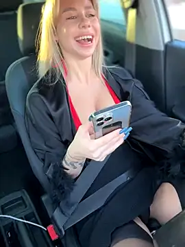 Snapshot of Myrtle_Beach chatting on December 4, 2024, 8:17 am Myrtle Beach online show from December 4, 2024, 8:17 am