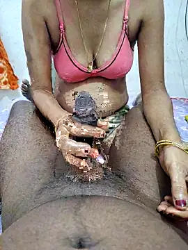 Snapshot of FeltedEuropium chatting on November 7, 2025, 9:14 am FeltedEuropium online show from November 7, 2025, 9:14 am