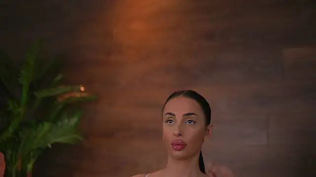 KairaAndrews online show from March 17, 2026, 7:17 pm