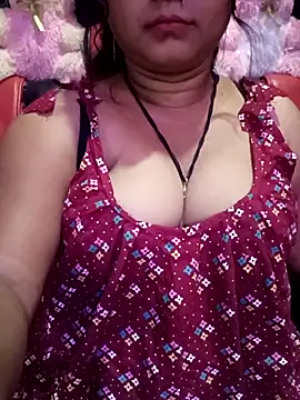 ella mariya online show from May 13, 2026, 6:26 pm