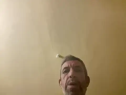 Snapshot of chris_sbh chatting on February 28, 2025, 10:39 pm chris sbh online show from February 28, 2025, 10:39 pm