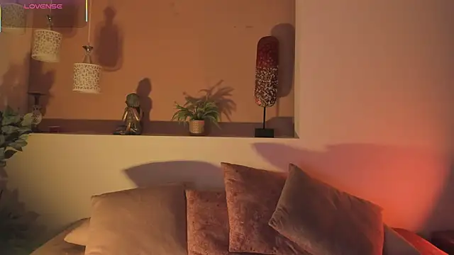 Ally addams online show from April 11, 2026, 4:42 am