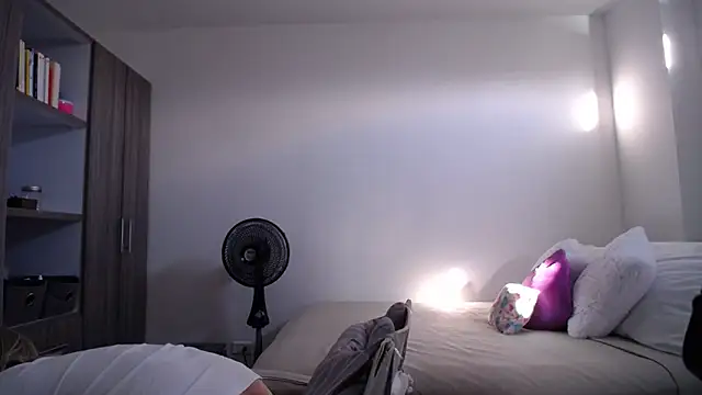 candydowson1 online show from March 13, 2026, 10:15 pm