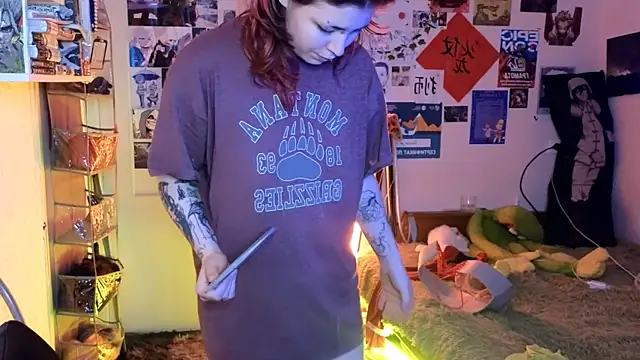 Alex Howell online show from December 5, 2025, 8:06 pm