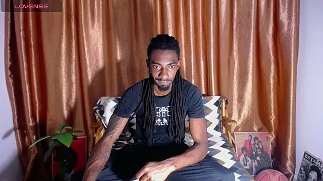 Snapshot of Malkon_Big chatting on May 2, 2026, 3:12 am Malkon Big online show from May 2, 2026, 3:12 am