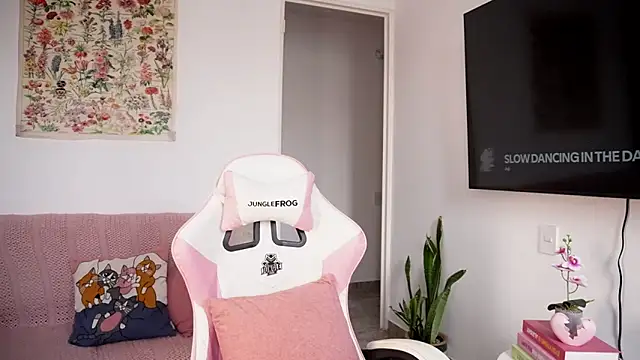 MavyStar online show from March 25, 2026, 8:08 pm