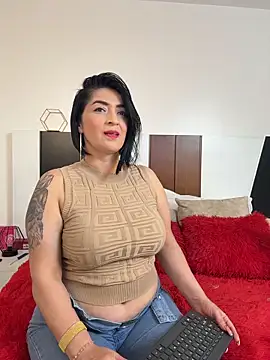 karenlennox1 online show from May 21, 2026, 10:29 pm