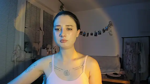 Snapshot of Jenny_darling_love chatting on September 24, 2025, 6:36 pm Jenny darling love online show from September 24, 2025, 6:36 pm