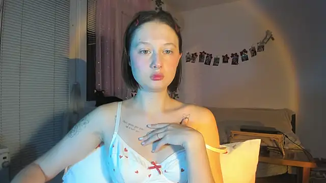 Jenny darling love online show from December 5, 2025, 8:06 pm