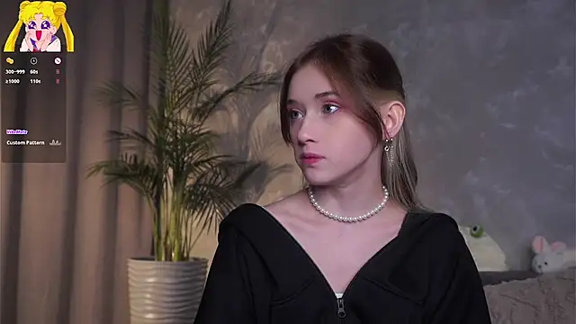 EdlinHargus online show from April 27, 2026, 11:58 pm