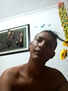 Hot boy 923 online show from March 18, 2025, 11:22 am