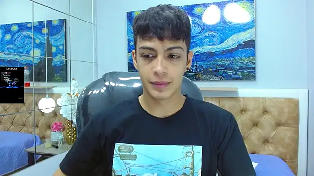 Snapshot of SkinnyBoy_ chatting on October 29, 2025, 12:48 pm SkinnyBoy online show from October 29, 2025, 12:48 pm