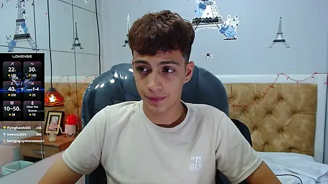 Snapshot of SkinnyBoy_ chatting on March 8, 2025, 4:28 pm SkinnyBoy online show from March 8, 2025, 4:28 pm