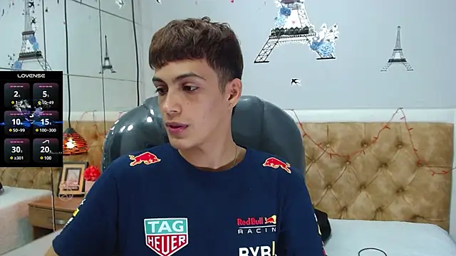 Snapshot of SkinnyBoy_ chatting on March 15, 2025, 4:10 pm SkinnyBoy online show from March 15, 2025, 4:10 pm