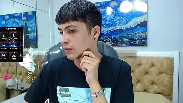 Snapshot of SkinnyBoy_ chatting on September 26, 2025, 12:01 pm SkinnyBoy online show from September 26, 2025, 12:01 pm