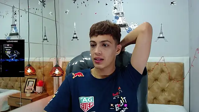 Snapshot of SkinnyBoy_ chatting on March 9, 2025, 12:20 pm SkinnyBoy online show from March 9, 2025, 12:20 pm