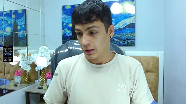 Snapshot of SkinnyBoy_ chatting on October 28, 2025, 12:37 pm SkinnyBoy online show from October 28, 2025, 12:37 pm