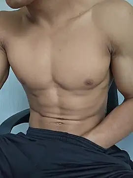 Snapshot of Jhonyblack_1 chatting on June 4, 2026, 2:11 pm Jhonyblack 1 online show from June 4, 2026, 2:11 pm