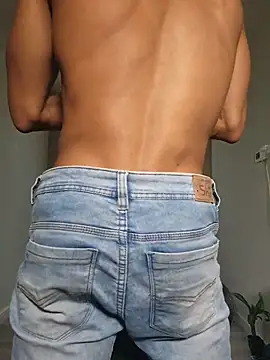 Jhonyblack 1 online show from June 19, 2026, 5:08 pm